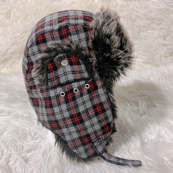 H&M Trapper hat faux fur trim plaid adj neck straps ear flaps w snap one size - Picture 1 of 9